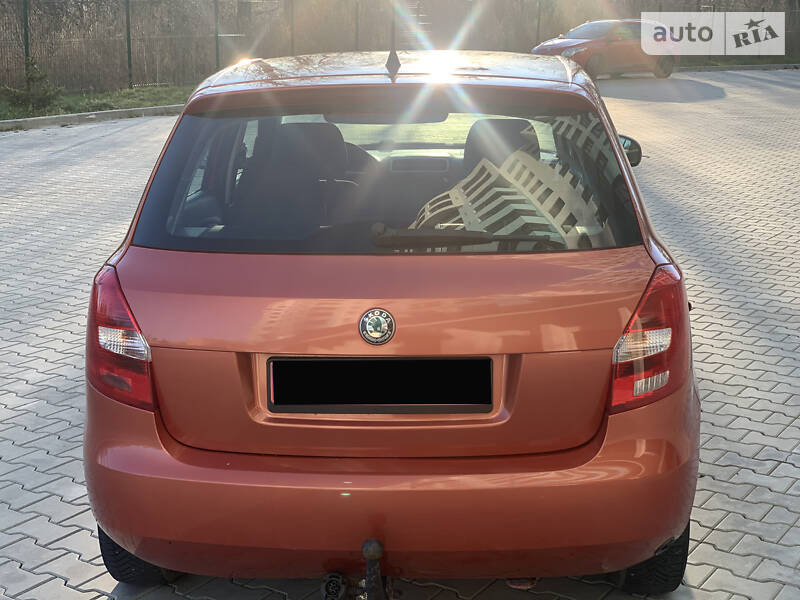 Хетчбек Skoda Fabia 2008 в Луцьку