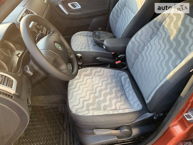 Хетчбек Skoda Fabia 2008 в Луцьку