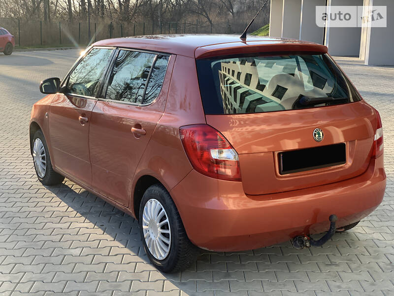 Хетчбек Skoda Fabia 2008 в Луцьку