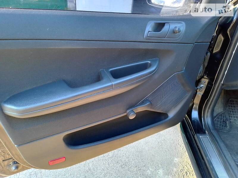 Хетчбек Skoda Fabia 2007 в Дубні