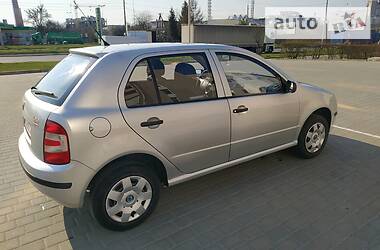 Хетчбек Skoda Fabia 2007 в 