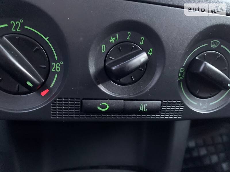 Універсал Skoda Fabia 2007 в Тернополі