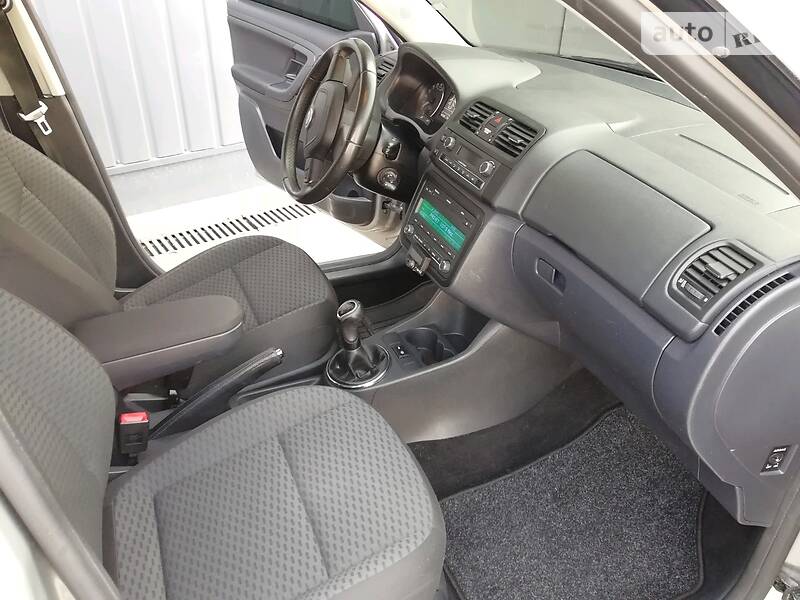 Універсал Skoda Fabia 2011 в Павлограді