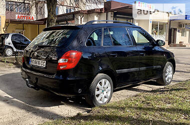 Універсал Skoda Fabia 2008 в Тернополі