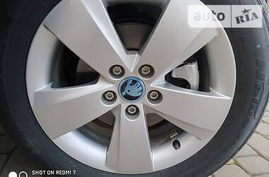 Хетчбек Skoda Fabia 2016 в 