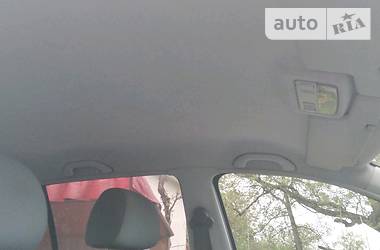 Хетчбек Skoda Fabia 2002 в 