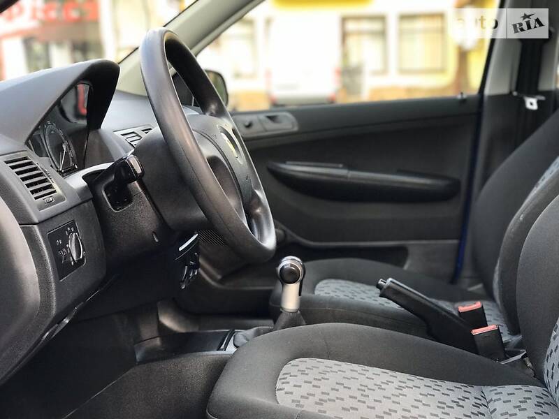 Хетчбек Skoda Fabia 2006 в Старокостянтинові