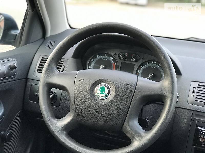 Хетчбек Skoda Fabia 2006 в Старокостянтинові