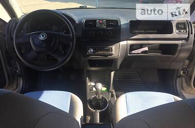 Хетчбек Skoda Fabia 2009 в 