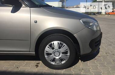 Хетчбек Skoda Fabia 2009 в 