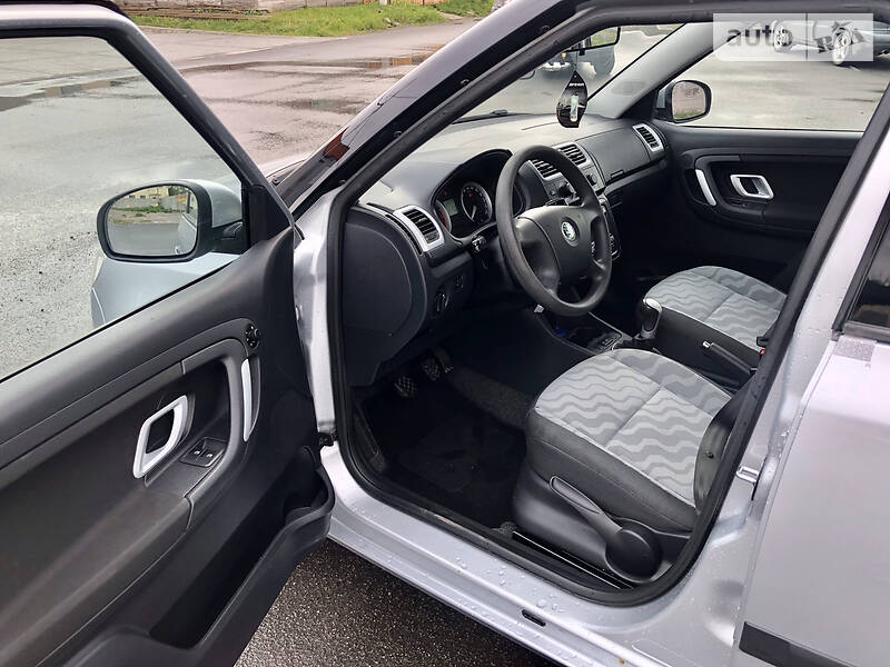 Хетчбек Skoda Fabia 2008 в Старокостянтинові