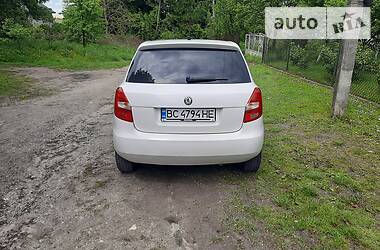 Хэтчбек Skoda Fabia 2010 в Львове