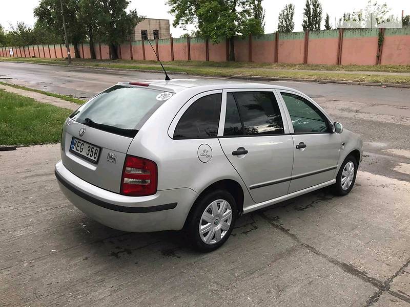 Универсал Skoda Fabia 2000 в Киеве