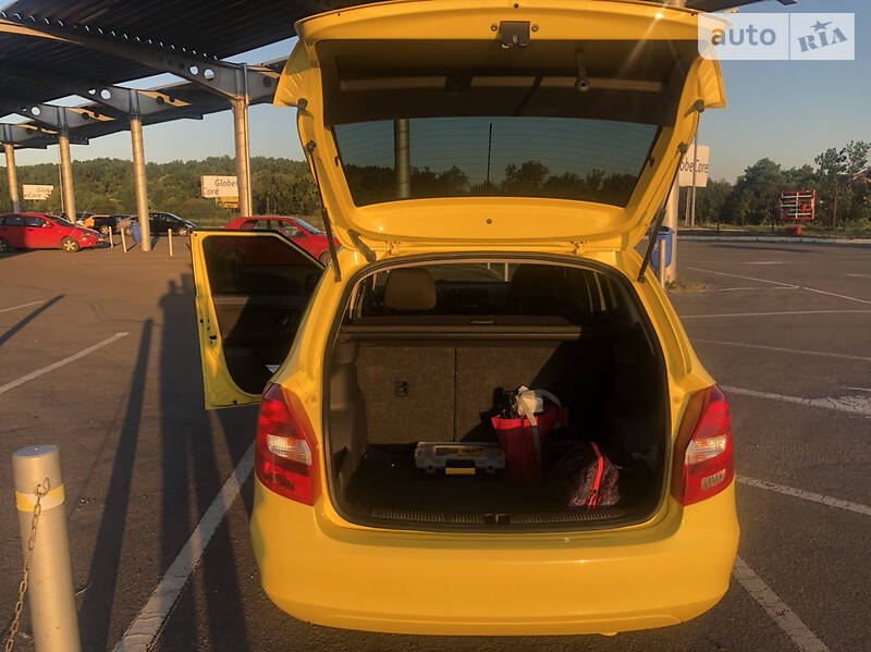 Універсал Skoda Fabia 2013 в Полтаві