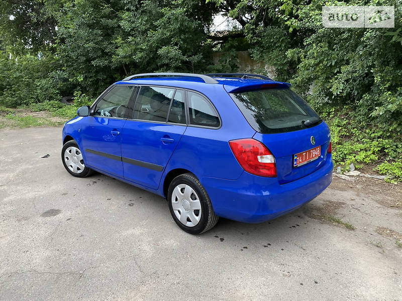 Універсал Skoda Fabia 2008 в Луцьку