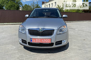 Хетчбек Skoda Fabia 2009 в 