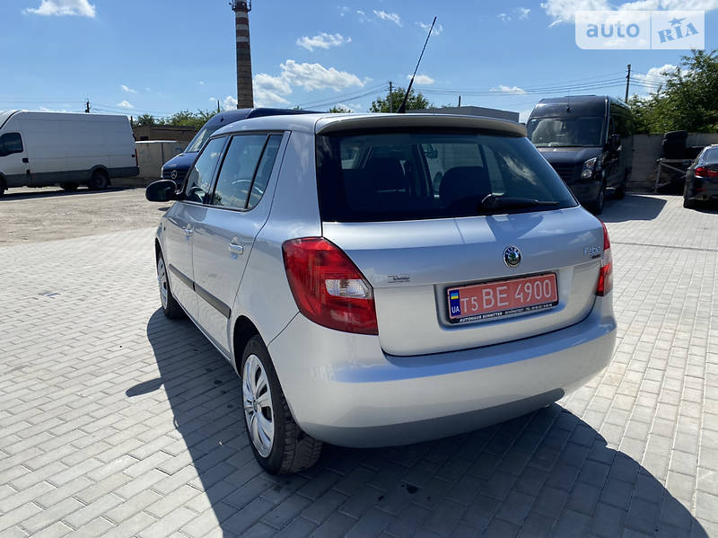 Хэтчбек Skoda Fabia 2009 в Староконстантинове
