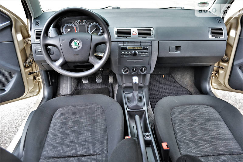Універсал Skoda Fabia 2006 в Харкові