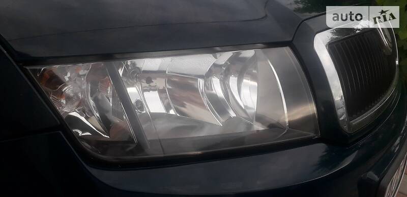 Хетчбек Skoda Fabia 2005 в Мукачевому