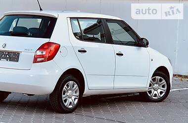 Хэтчбек Skoda Fabia 2014 в Одессе