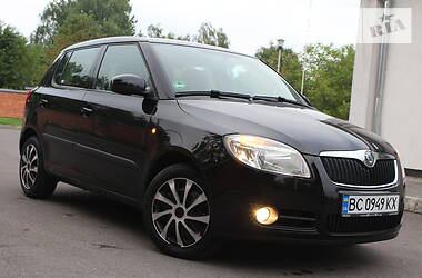 Хэтчбек Skoda Fabia 2009 в Дрогобыче