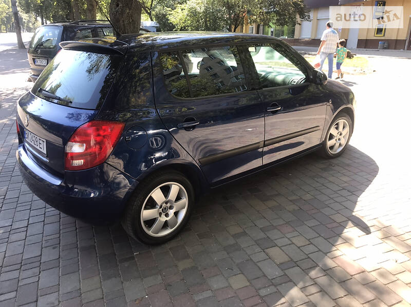 Хетчбек Skoda Fabia 2008 в Рівному