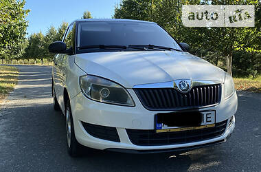 Хэтчбек Skoda Fabia 2011 в Киеве