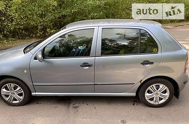 Хэтчбек Skoda Fabia 2005 в Житомире