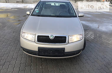 Седан Skoda Fabia 2004 в Городке