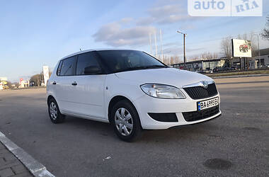 Хэтчбек Skoda Fabia 2012 в Кропивницком