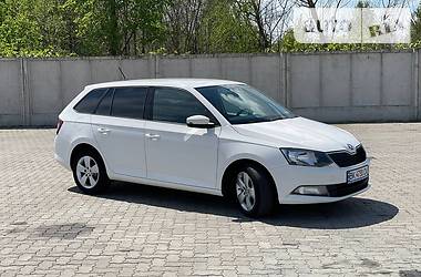 Універсал Skoda Fabia 2015 в Сарнах