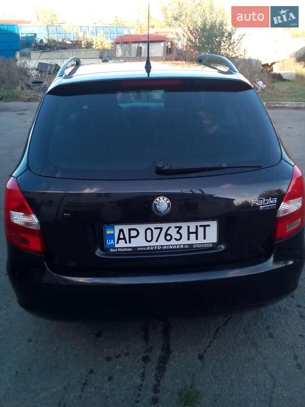 Универсал Skoda Fabia 2009 в Запорожье