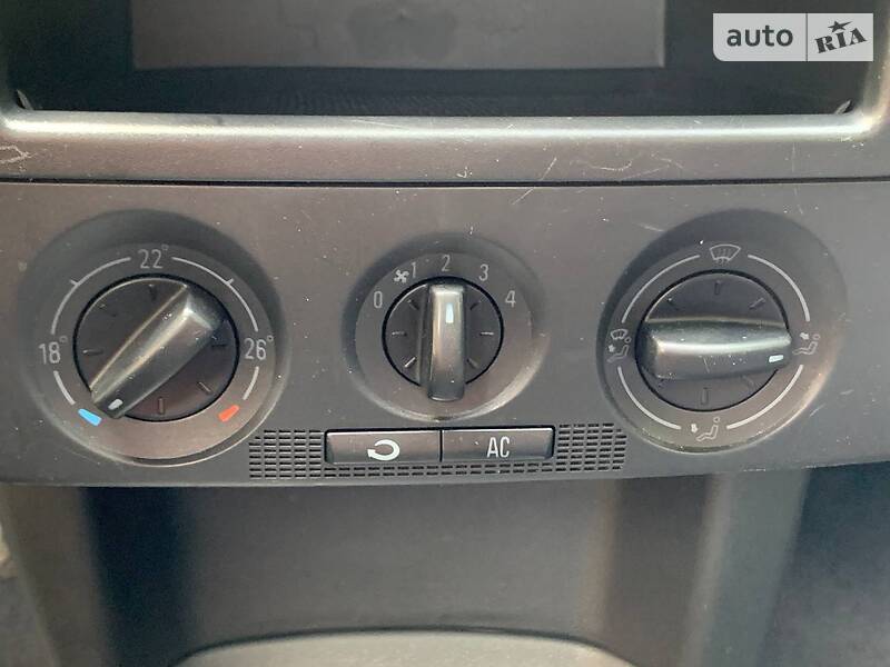 Универсал Skoda Fabia 2002 в Ивано-Франковске