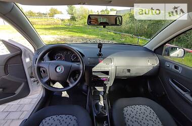 Хэтчбек Skoda Fabia 2006 в Львове