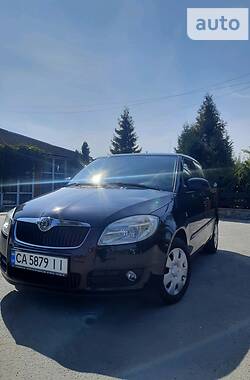 Хетчбек Skoda Fabia 2009 в Умані