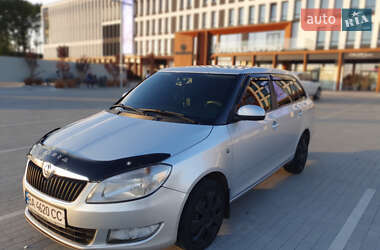 Универсал Skoda Fabia 2014 в Виннице