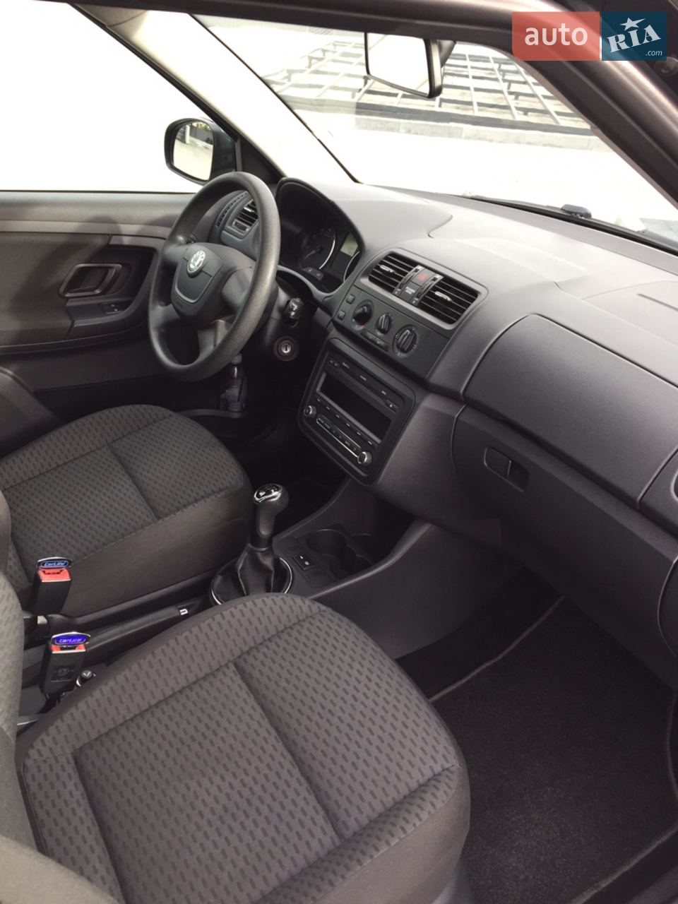 2010 Skoda Fabia - мініатюра 8
