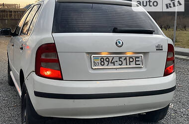 Хэтчбек Skoda Fabia 2004 в Межгорье