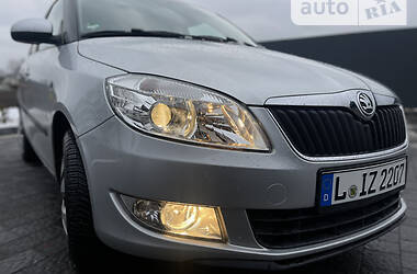 Хэтчбек Skoda Fabia 2014 в 