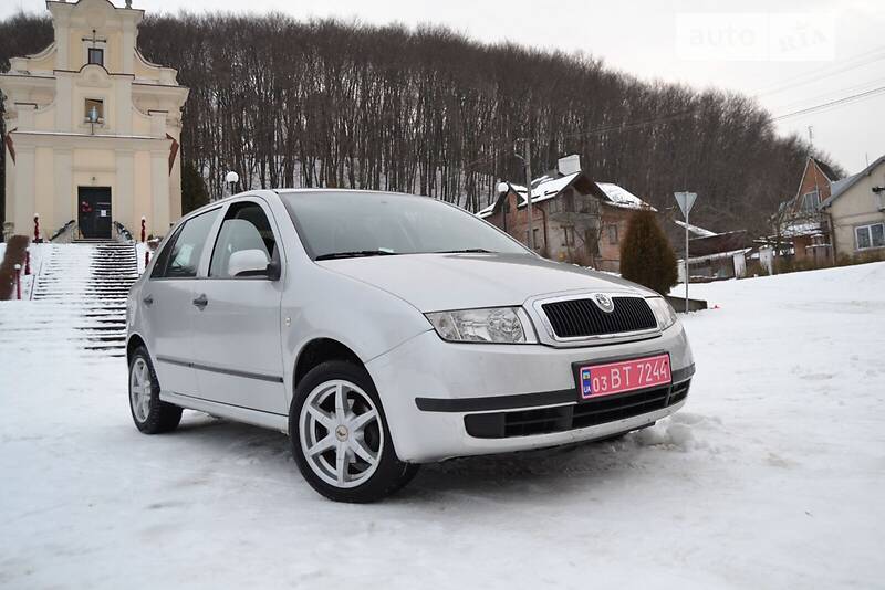 Хэтчбек Skoda Fabia 2004 в Львове