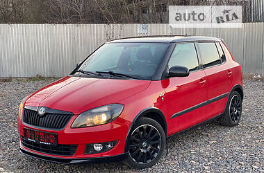 Хетчбек Skoda Fabia 2011 в Ужгороді