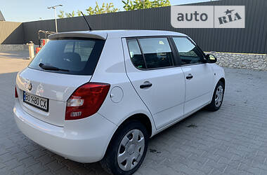 Хетчбек Skoda Fabia 2012 в Тернополі