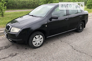 Седан Skoda Fabia 2004 в Львові