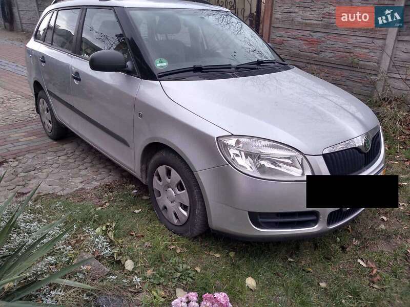 Универсал Skoda Fabia 2009 в Львове фото 4 Универсал Skoda Fabia 2009 в Львове