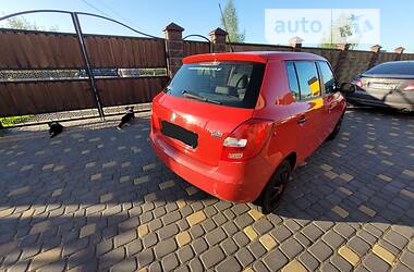 Хетчбек Skoda Fabia 2010 в Сумах