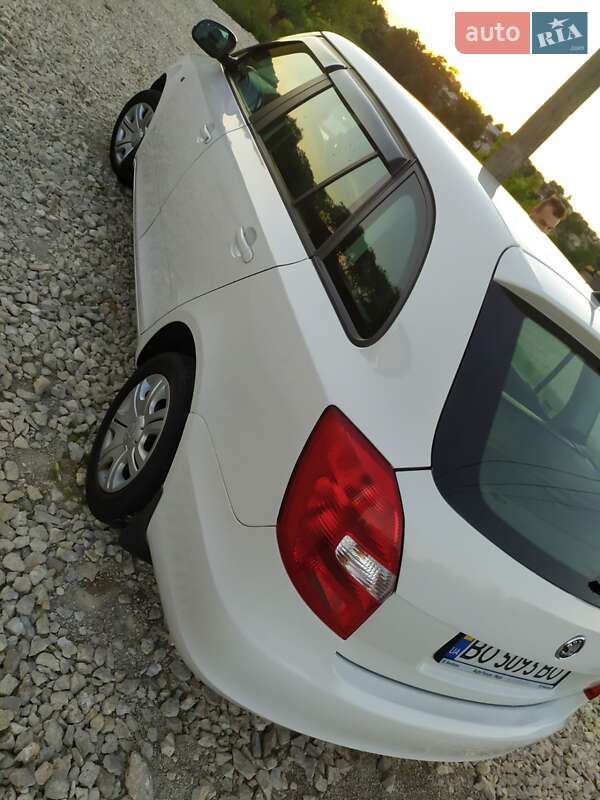 Універсал Skoda Fabia 2014 в Тернополі фото 4 Універсал Skoda Fabia 2014 в Тернополі