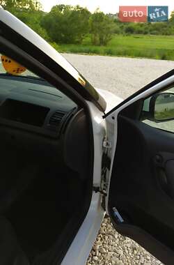 Універсал Skoda Fabia 2014 в Тернополі