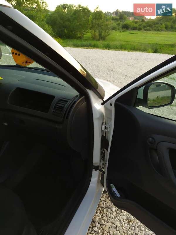 Універсал Skoda Fabia 2014 в Тернополі фото 11 Універсал Skoda Fabia 2014 в Тернополі