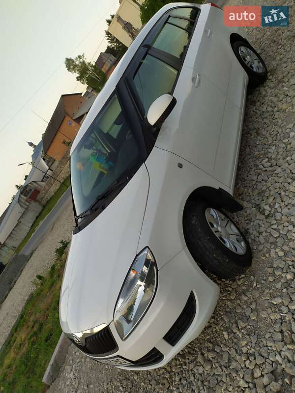 Універсал Skoda Fabia 2014 в Тернополі фото 8 Універсал Skoda Fabia 2014 в Тернополі