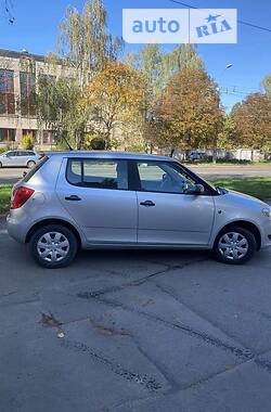 Хэтчбек Skoda Fabia 2013 в Ровно